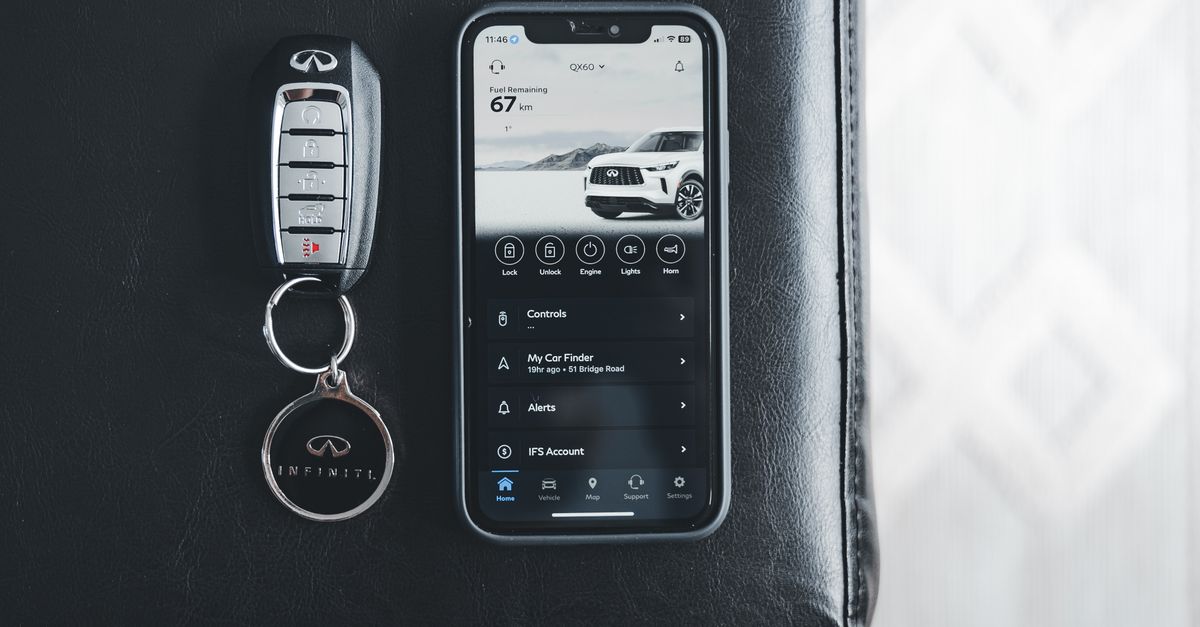 Hyundai car key fob — Broadway Locksmith and Automotive Corp