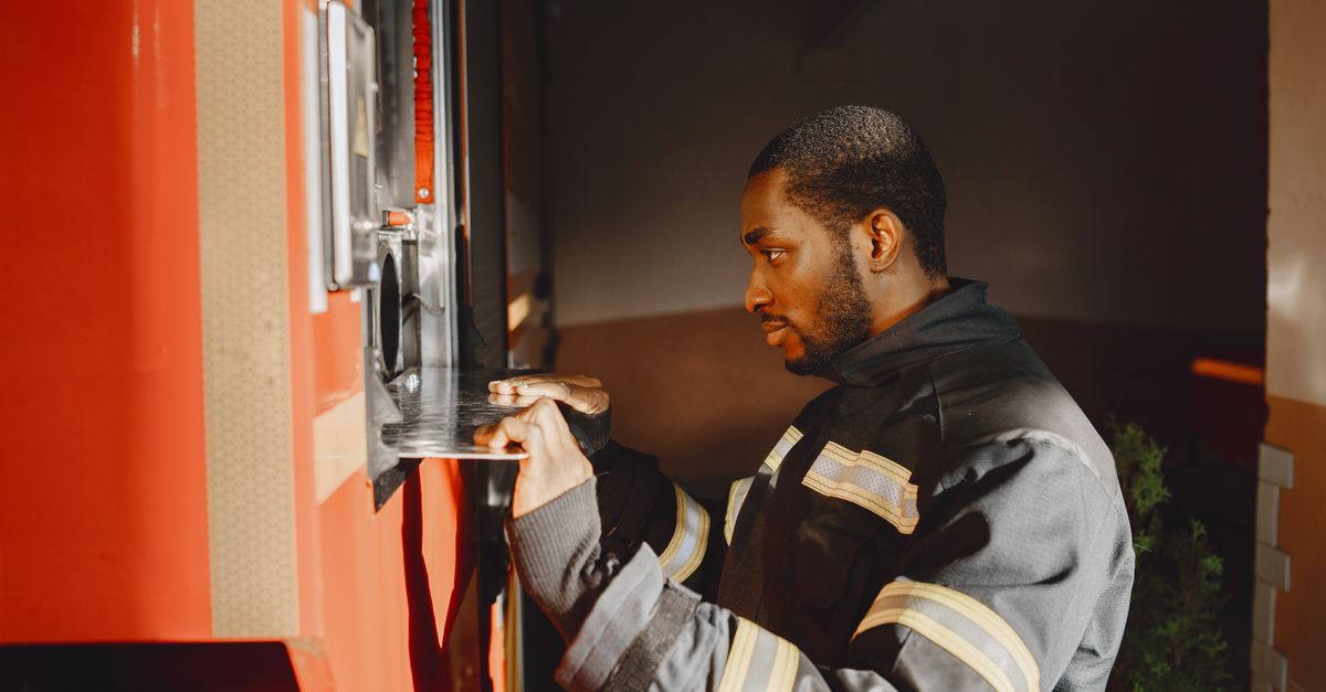 Emergency Locksmith Response: What Determines Your Quote — Broadway Locksmith and Automotive Corp
