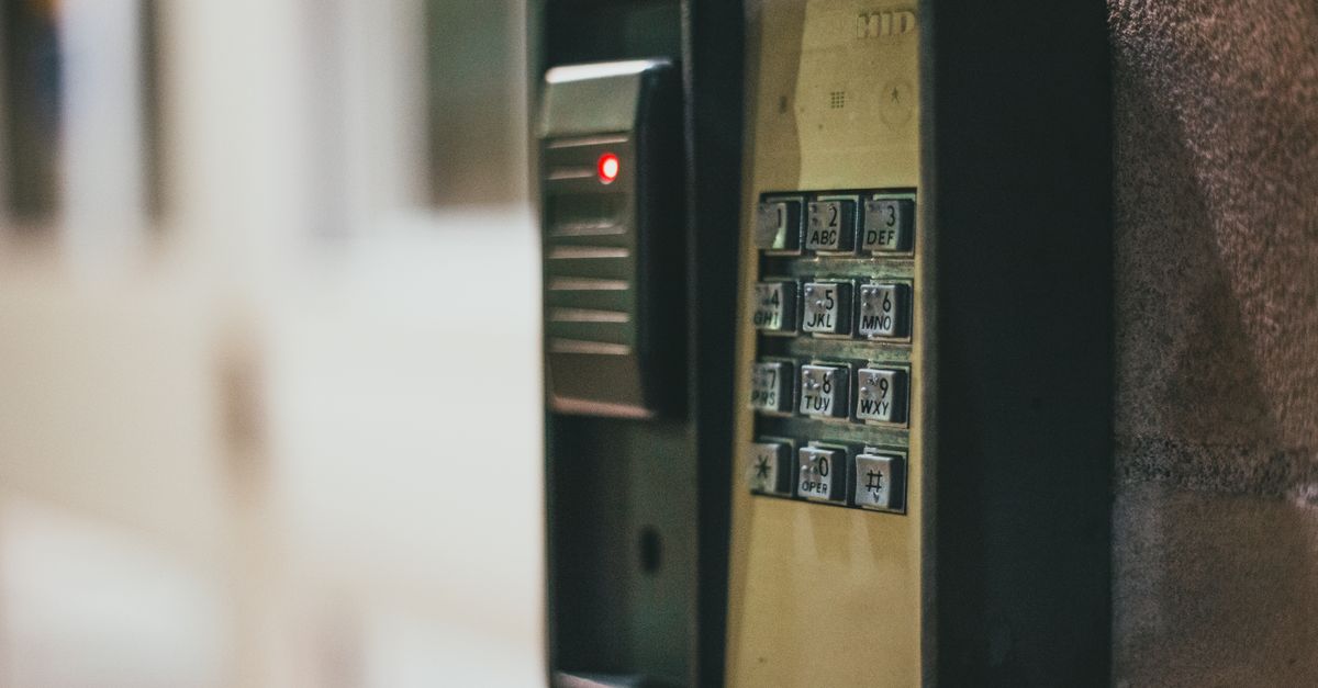 How Our Mobile Commercial Locksmith Service Works in Brooklyn — Broadway Locksmith and Automotive Corp